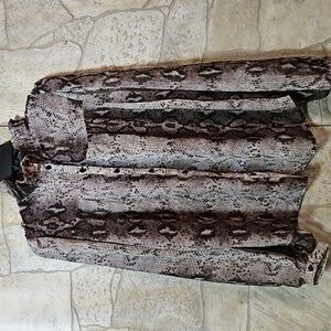Snake print blouse nwt